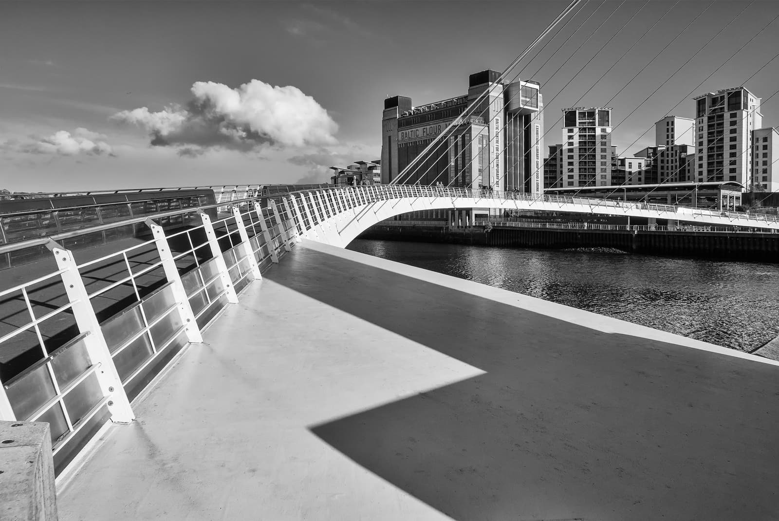 Gateshead Millennium Bridge | Newcastle upon Tyne