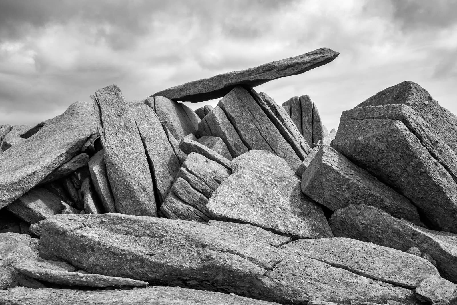 Cantilever Stone | Glyder Fach | Eryri National Park (Snowdonia)